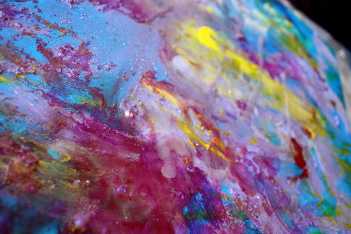 Stage de peinture sur les techniques mixtes (cire et pigments) organisé par Lucie LLONG dans le Puy de dôme : les œuvres d'art